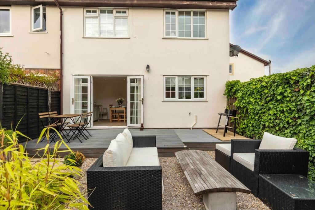 A Cheerful Three Bedroom House In Leafy Lytham Lytham St Annes Dış mekan fotoğraf
